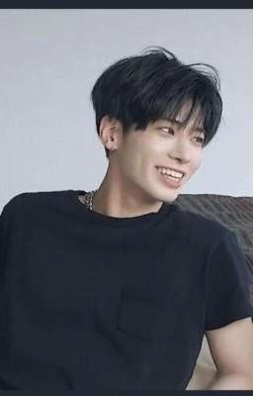 Look At Me (Taehyun fanfic)