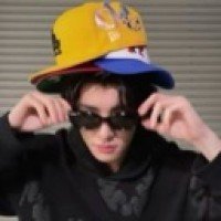 taehyunsbicep