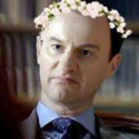 queen-mycroft